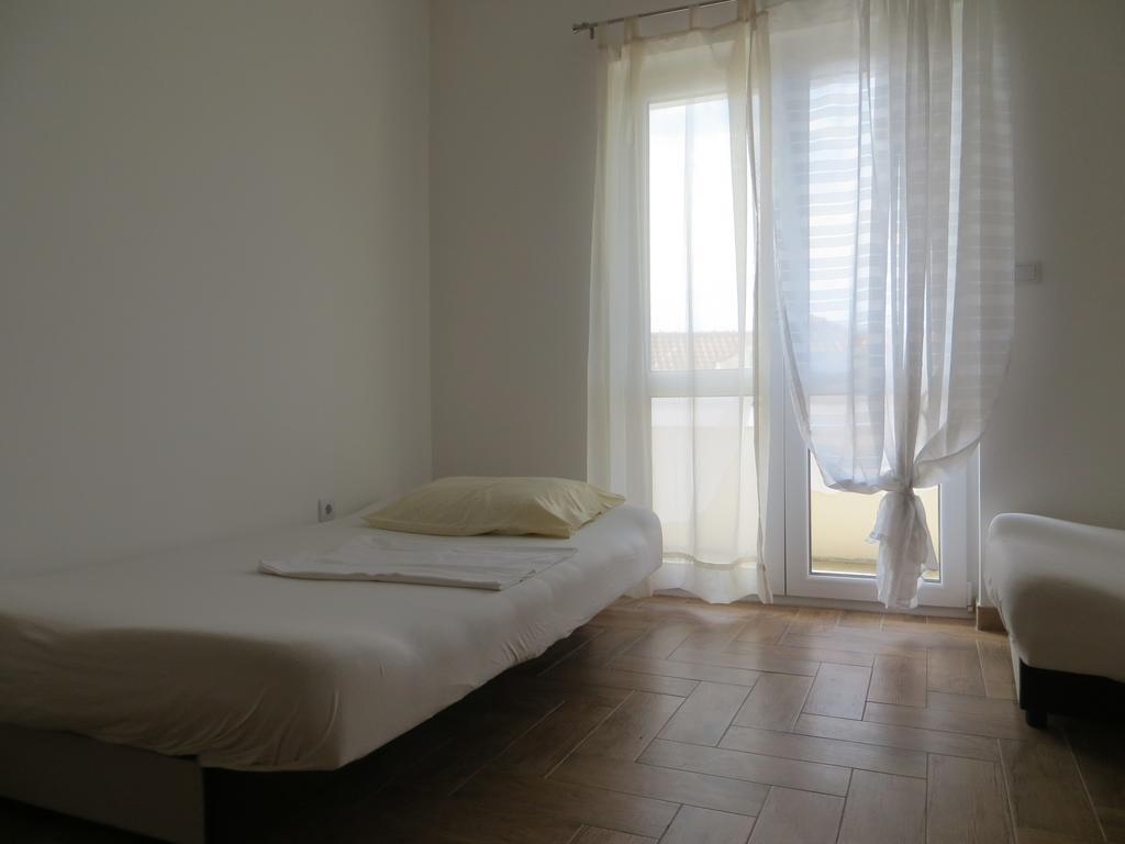 Apartments Kanli Kula Herceg Novi Rom bilde